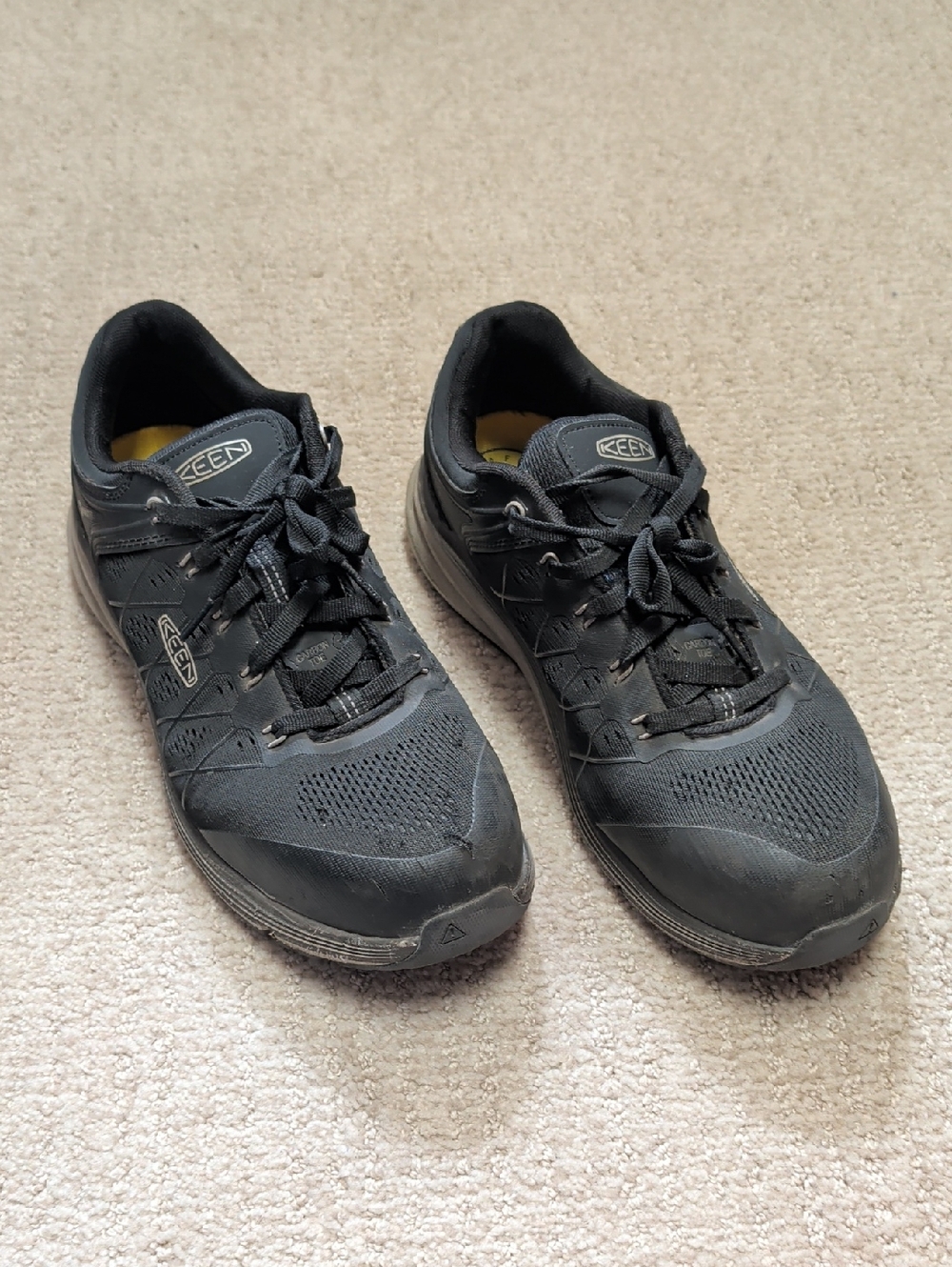 KEEN Men's Black Steel-toed Sneakers